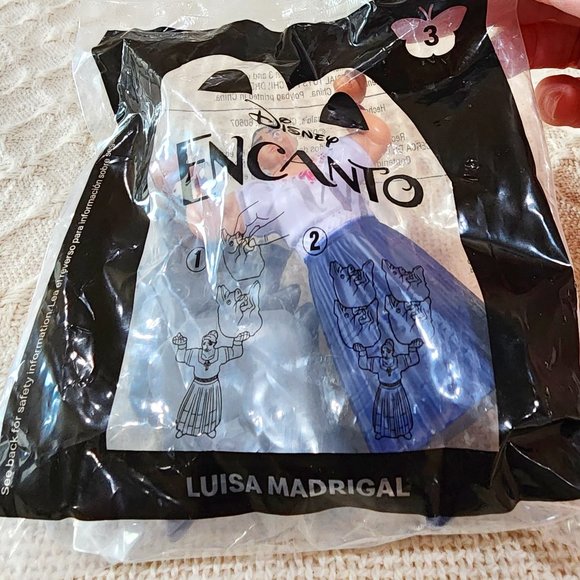 McDonalds 2021 Happy Meal Toy: Disney Encanto Luisa Madrigal #3 - NEW - Picture 3 of 3